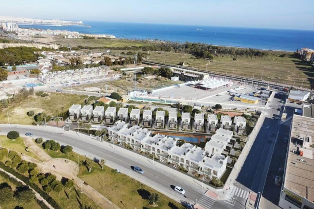 Sun Terrace Apartment Torrevieja Exteriér fotografie